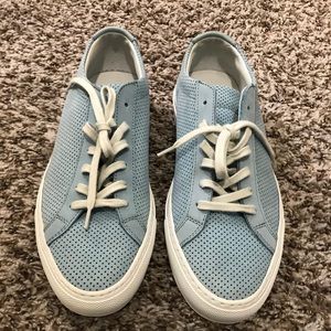 Common Projects Woman (hole detail sneakers)